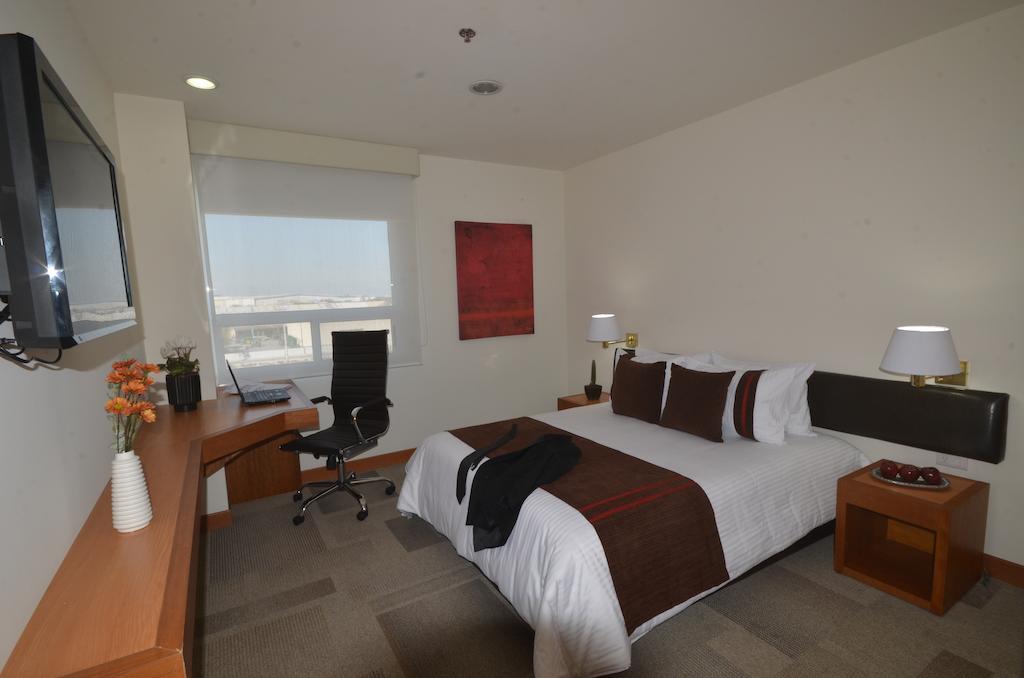 Hotel Mision Express Monterrey Aeropuerto La Fe